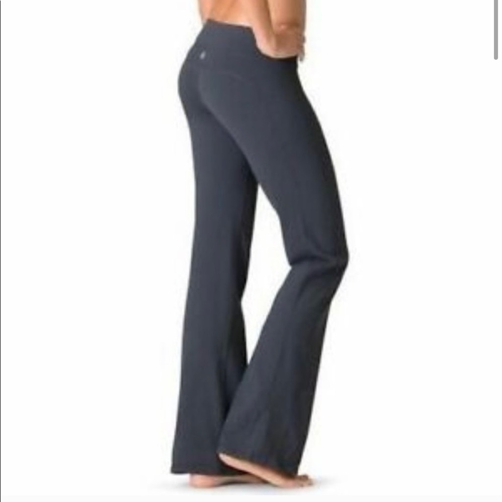 Athleta Kickbooty Yoga Pants Boot Flare Dance